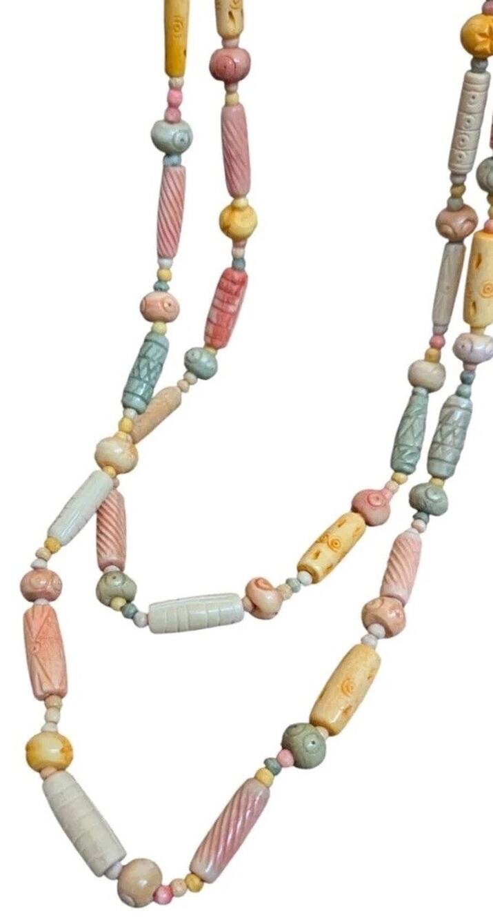 Vtg Carved Bone Necklace Dyed Pastel Beads Barrel Ball Pink Green India Bovine